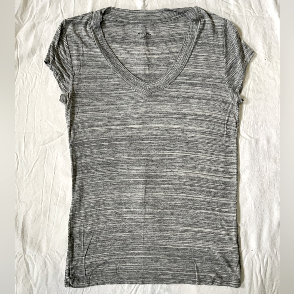Merona Heathered Grey V-Neck Tee